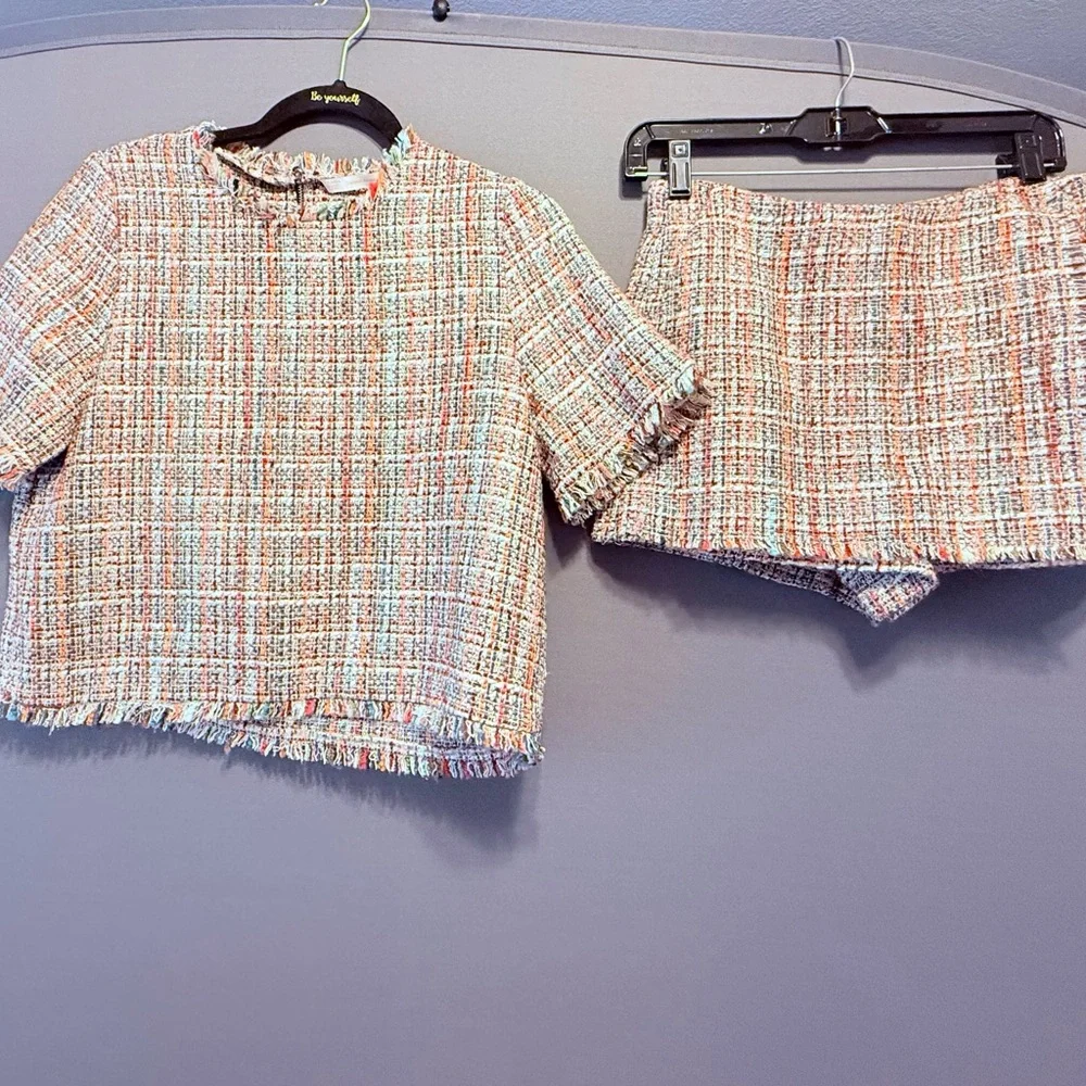 Zara Multi-Color Tweed Short Sleeve Top & Skort - Picture 5 of 12